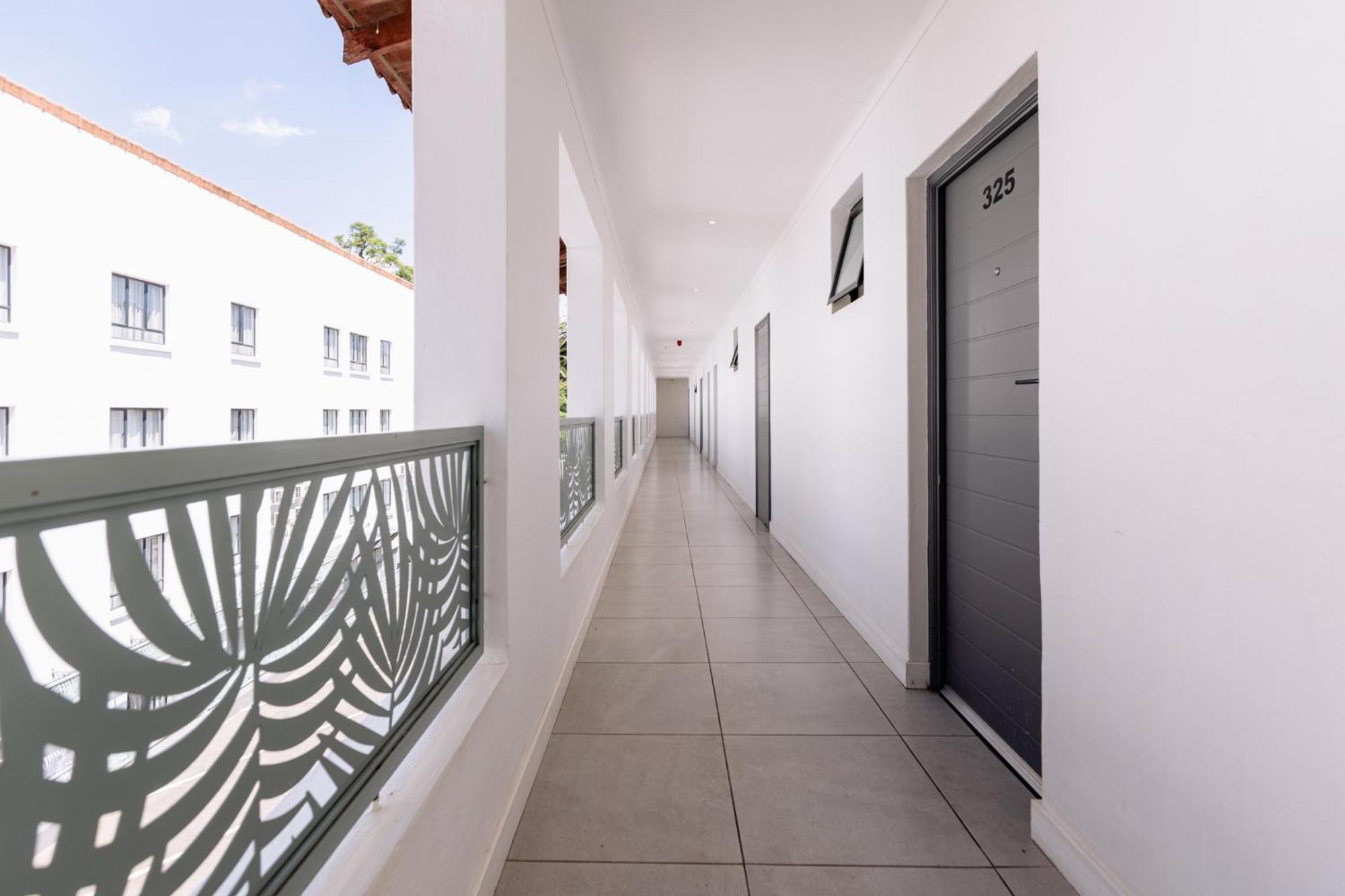 Mint Hotel 84 On Katherine Johannesburg Exterior photo